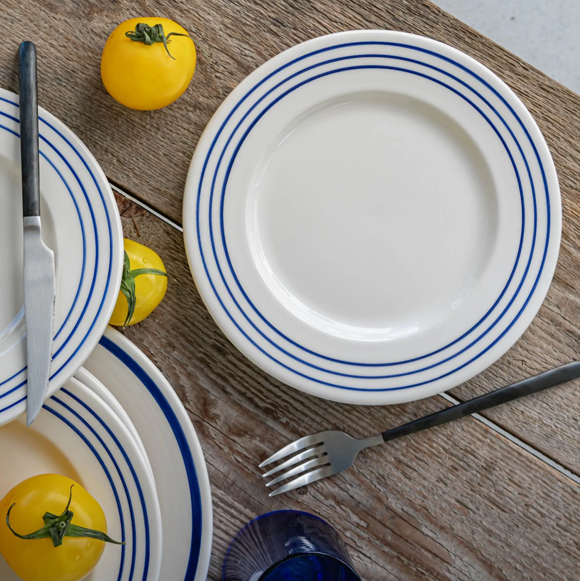 Assiette à dessert en faïence D22cm - blanc