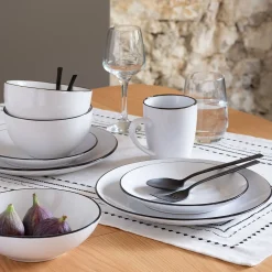 Assiette plate en grès avec liseré noir D26,8cm - blanc