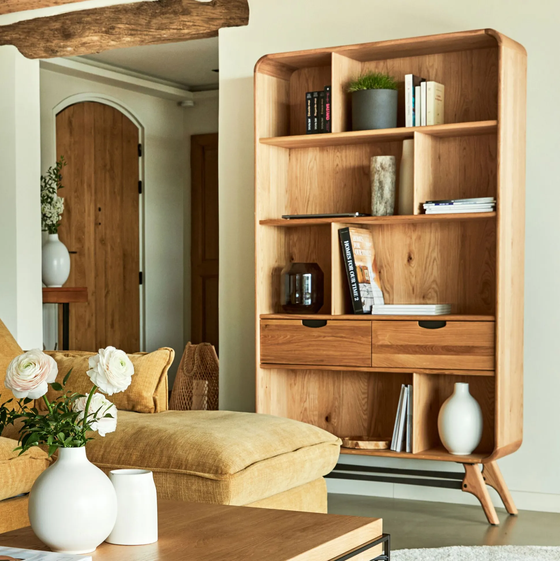 Bibliothèque plaquée chêne et piètement chêne massif H200xL110cm- bois clair