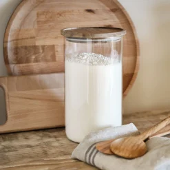 Bocal en verre avec couvercle en acacia 2L - transparent