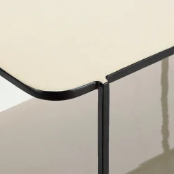 Bout de canapé en acier L30xH55cm - blanc écru