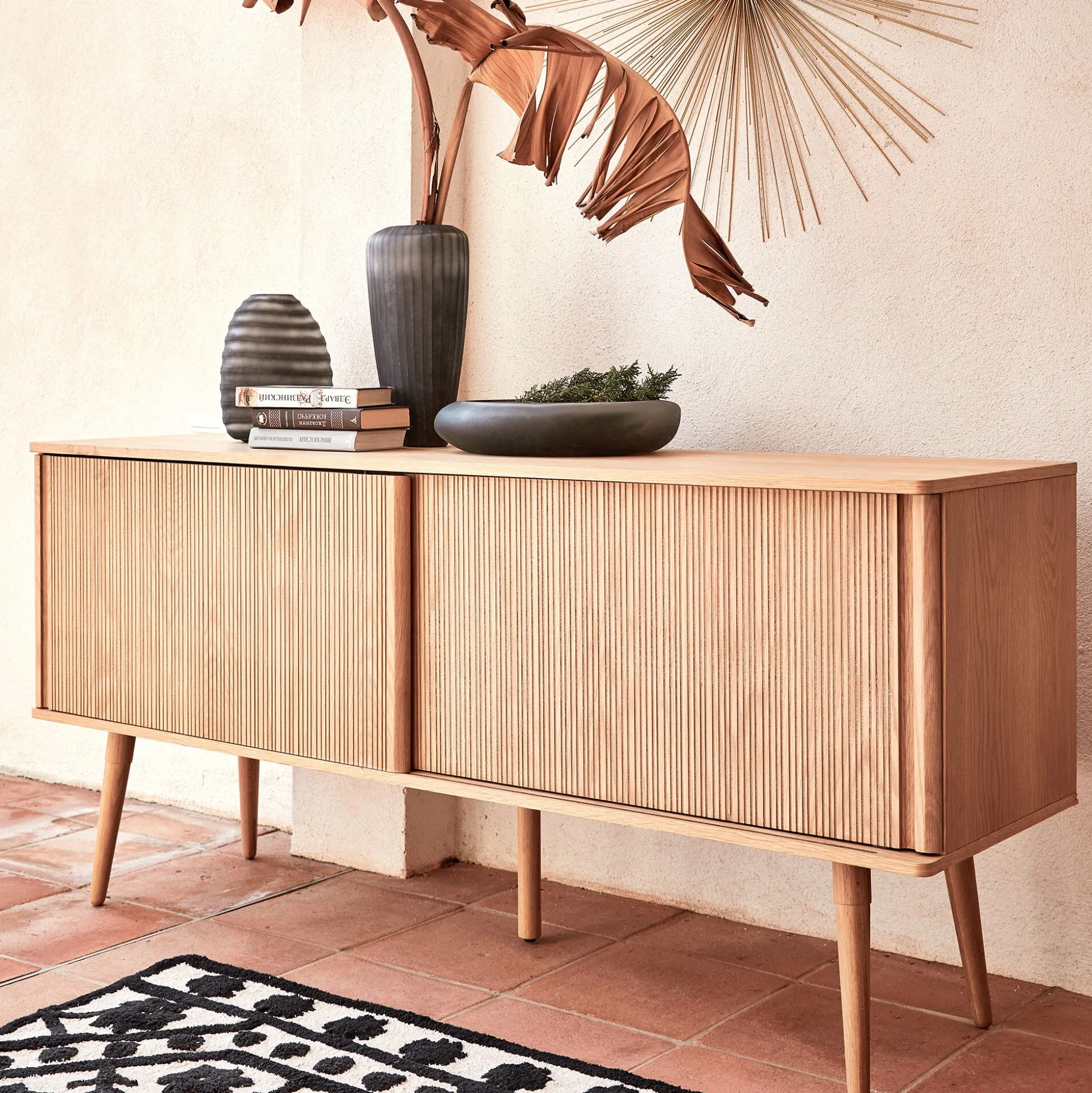 Buffet plaqué chêne avec portes coulissantes - bois clair