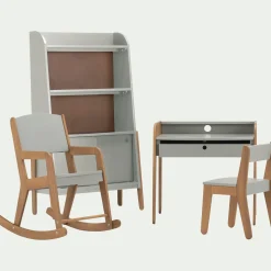 Bureau enfant en acacia - vert olivier