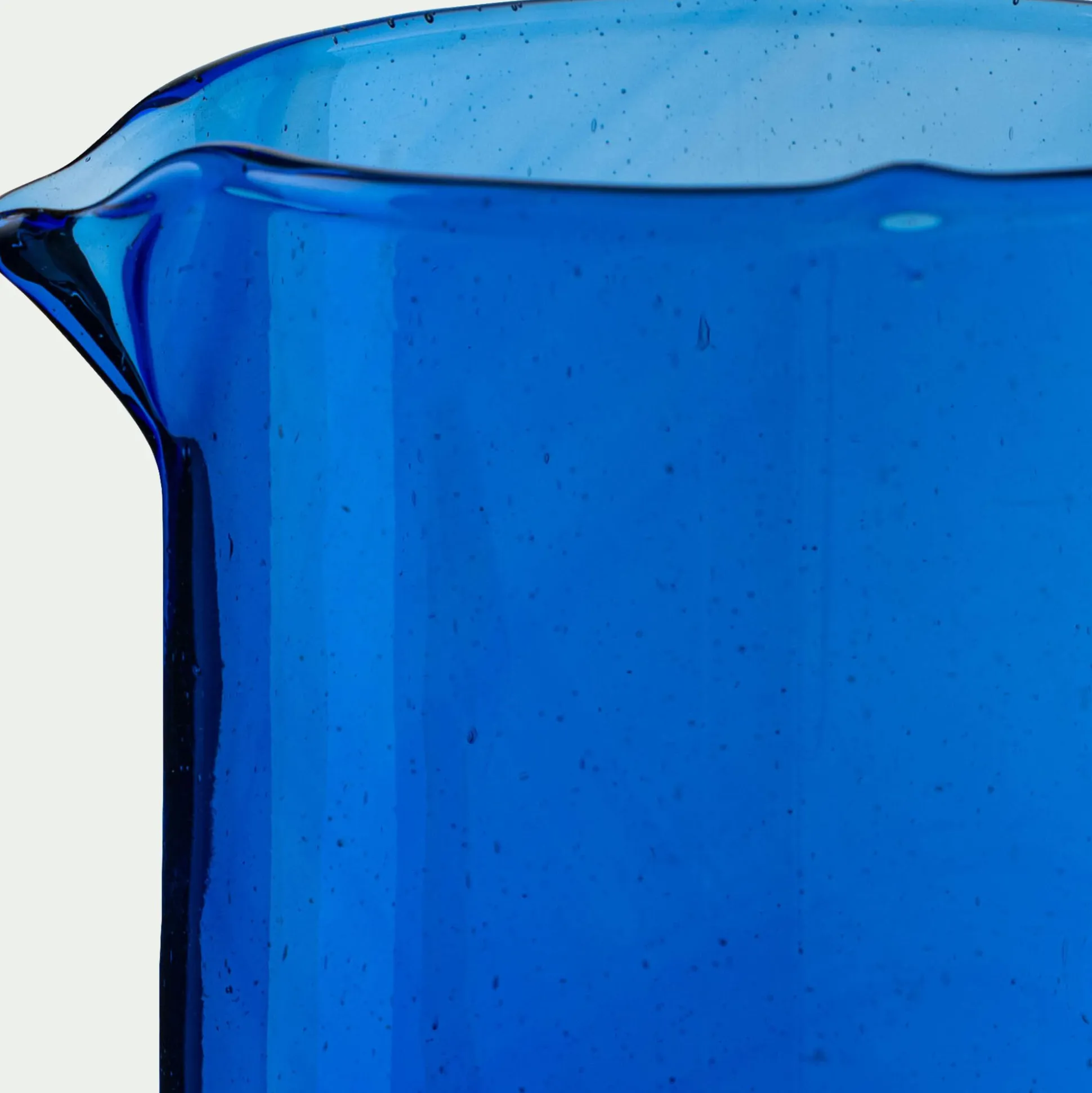 Carafe avec anse en verre recyclé 1,1L - bleu
