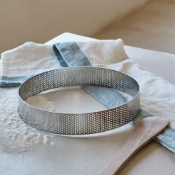 Cercle de cuisson perforé en inox D20cm - argenté