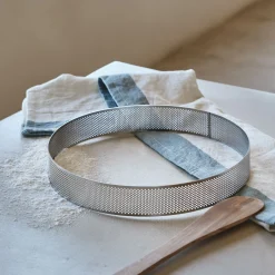 Cercle de cuisson perforé en inox D24cm - argenté