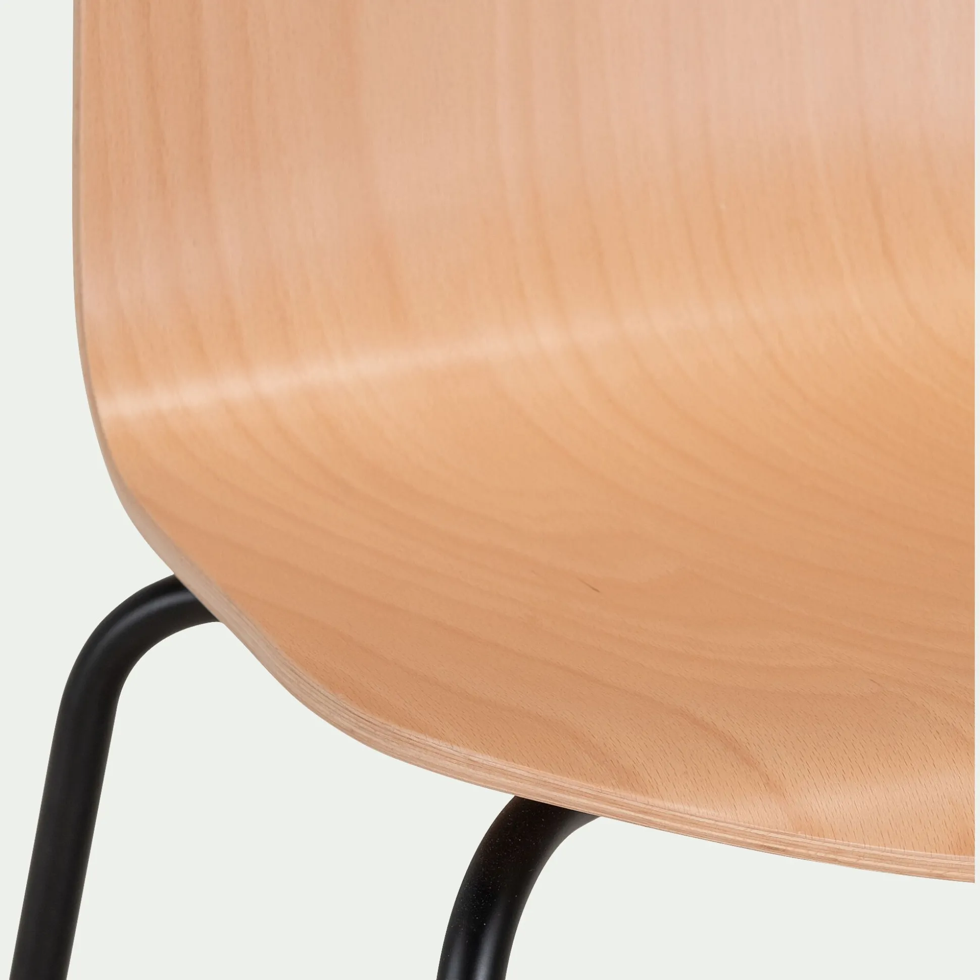 Chaise avec coque en contreplaqué moulé de hêtre - bois clair