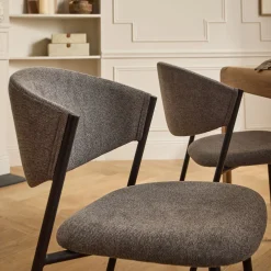 Chaise de repas épurée en tissu - gris