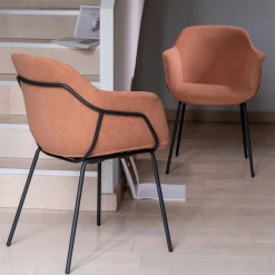 Chaise en velours côtelé avec accoudoirs - rose