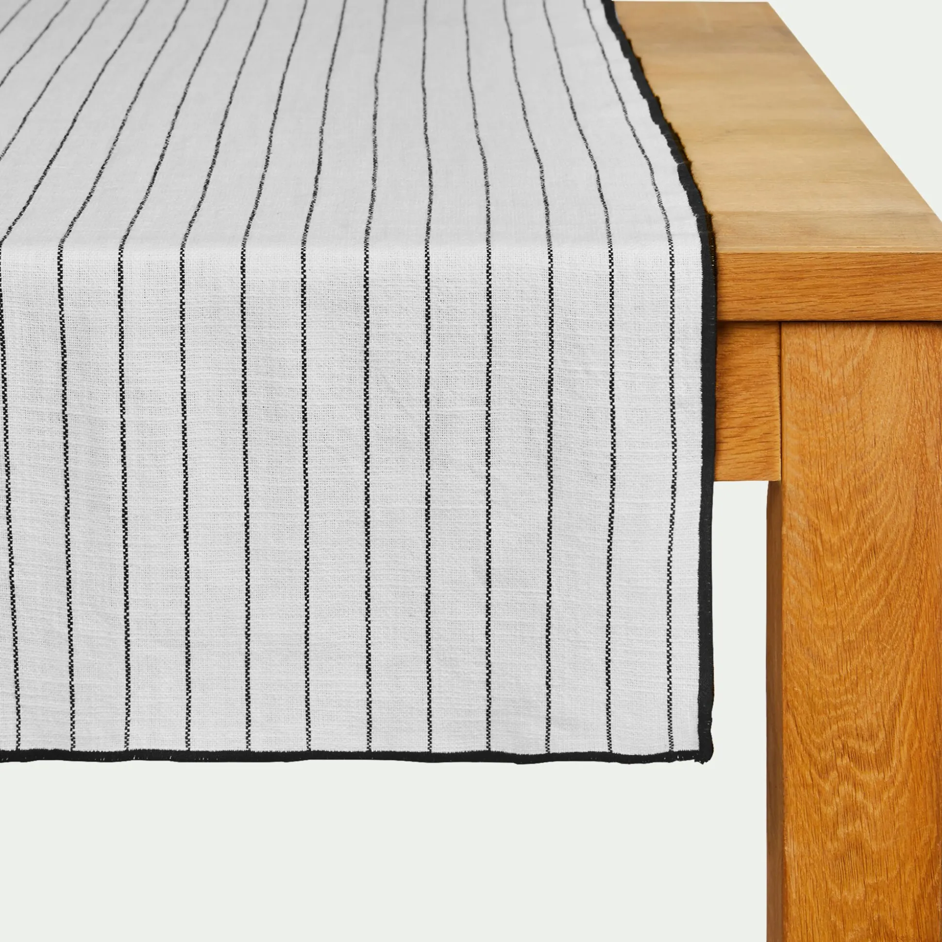 Chemin de table en coton blanc et noir 50x200cm