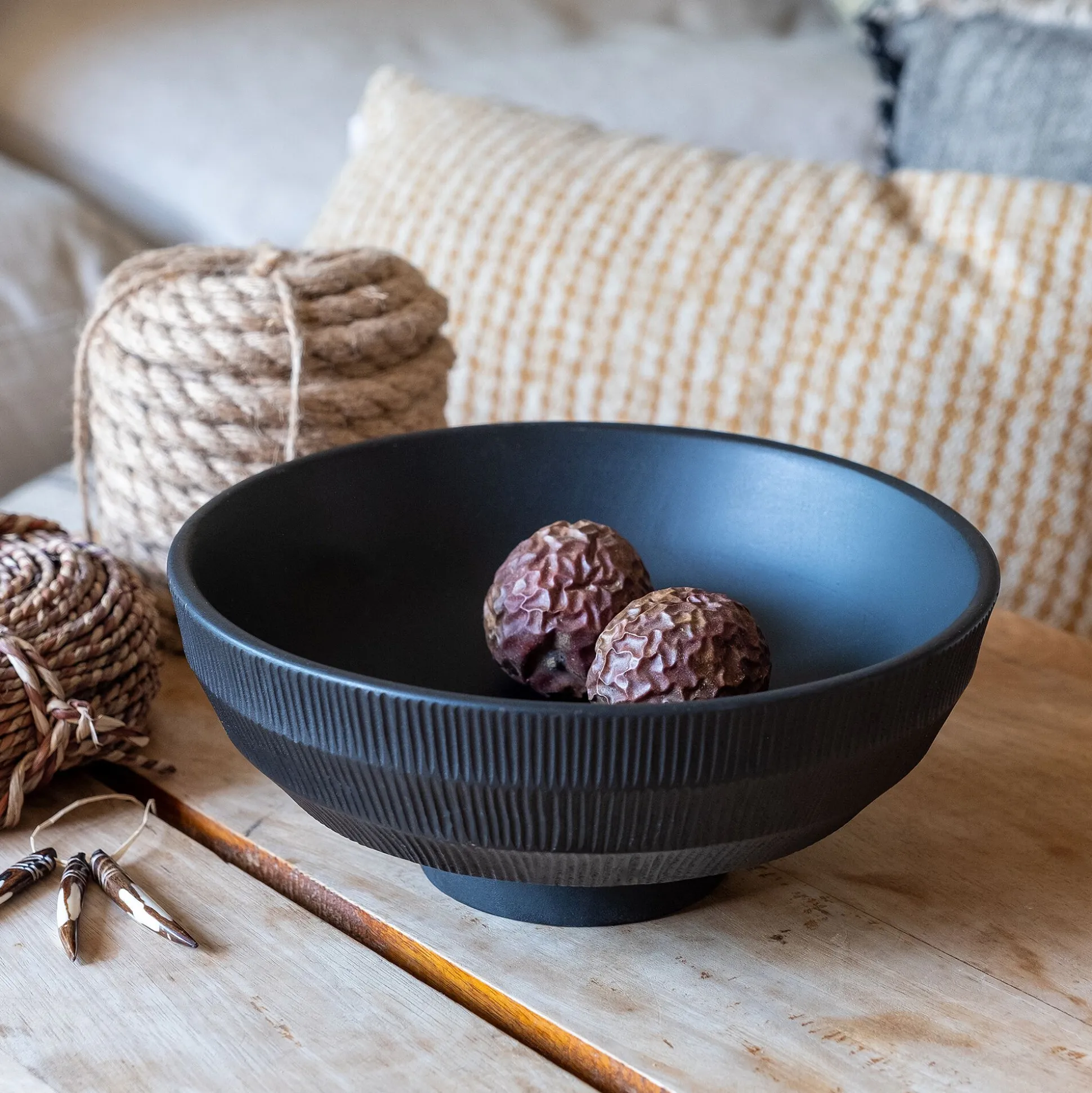 Coupe décorative en bois de manguier D25cm - noir