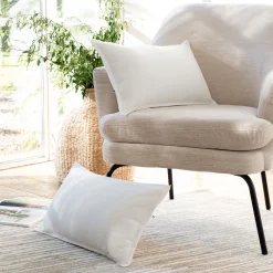 Coussin brodé en coton 30x50cm - blanc écru