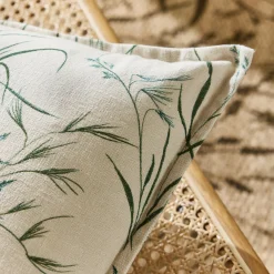 Coussin en coton à motif végétal finition surpiqure 45x45cm - beige