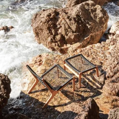 Fauteuil et repose pied en eucalyptus - noir