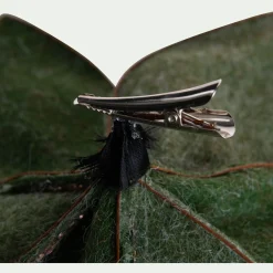 Fleur à clip en feutre 23x21cm - vert