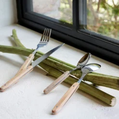 Fourchette en inox et manche en bois de hêtre - naturel