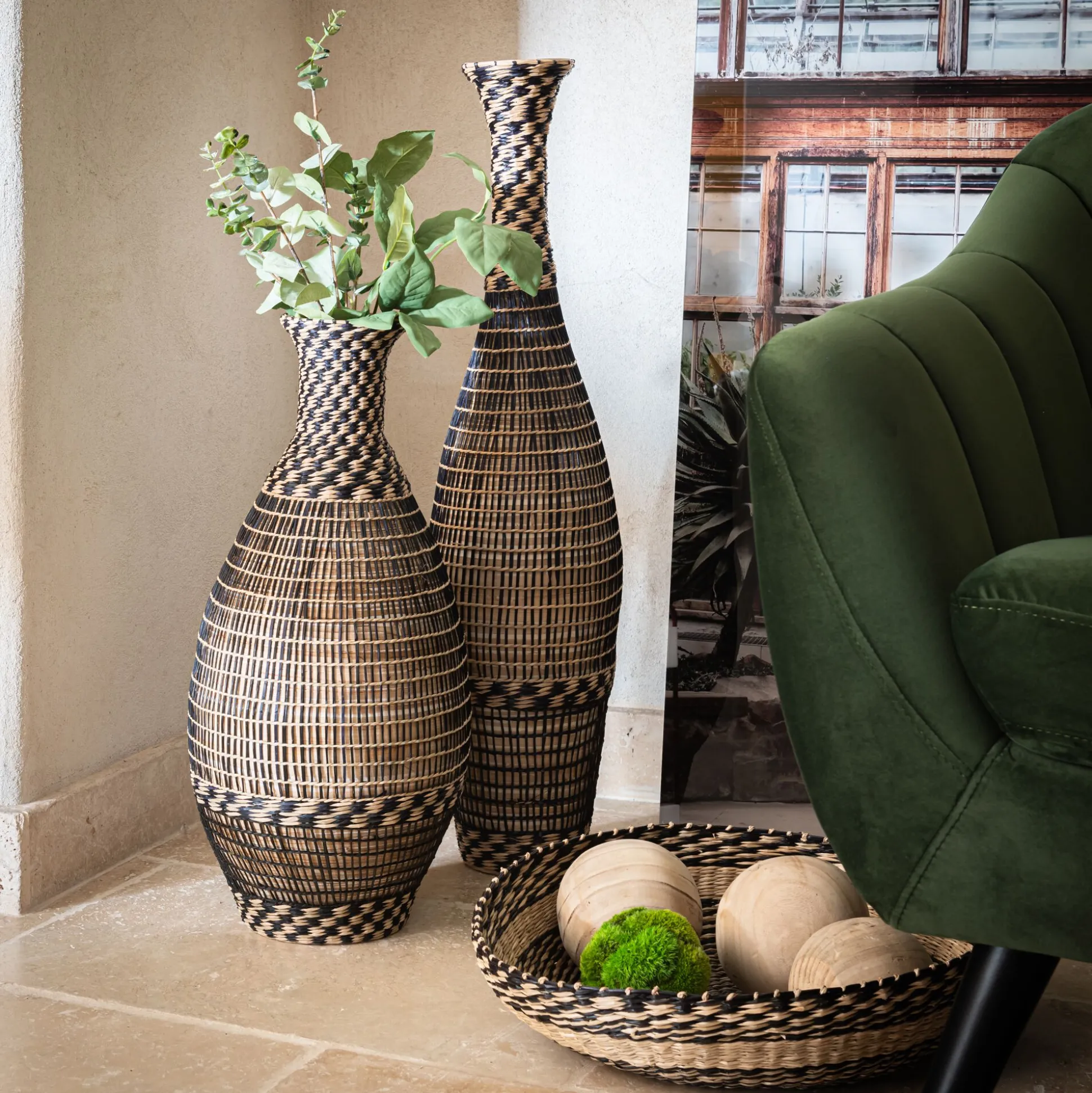 Grand vase en bambou et jonc de mer tressé H84cm - noir