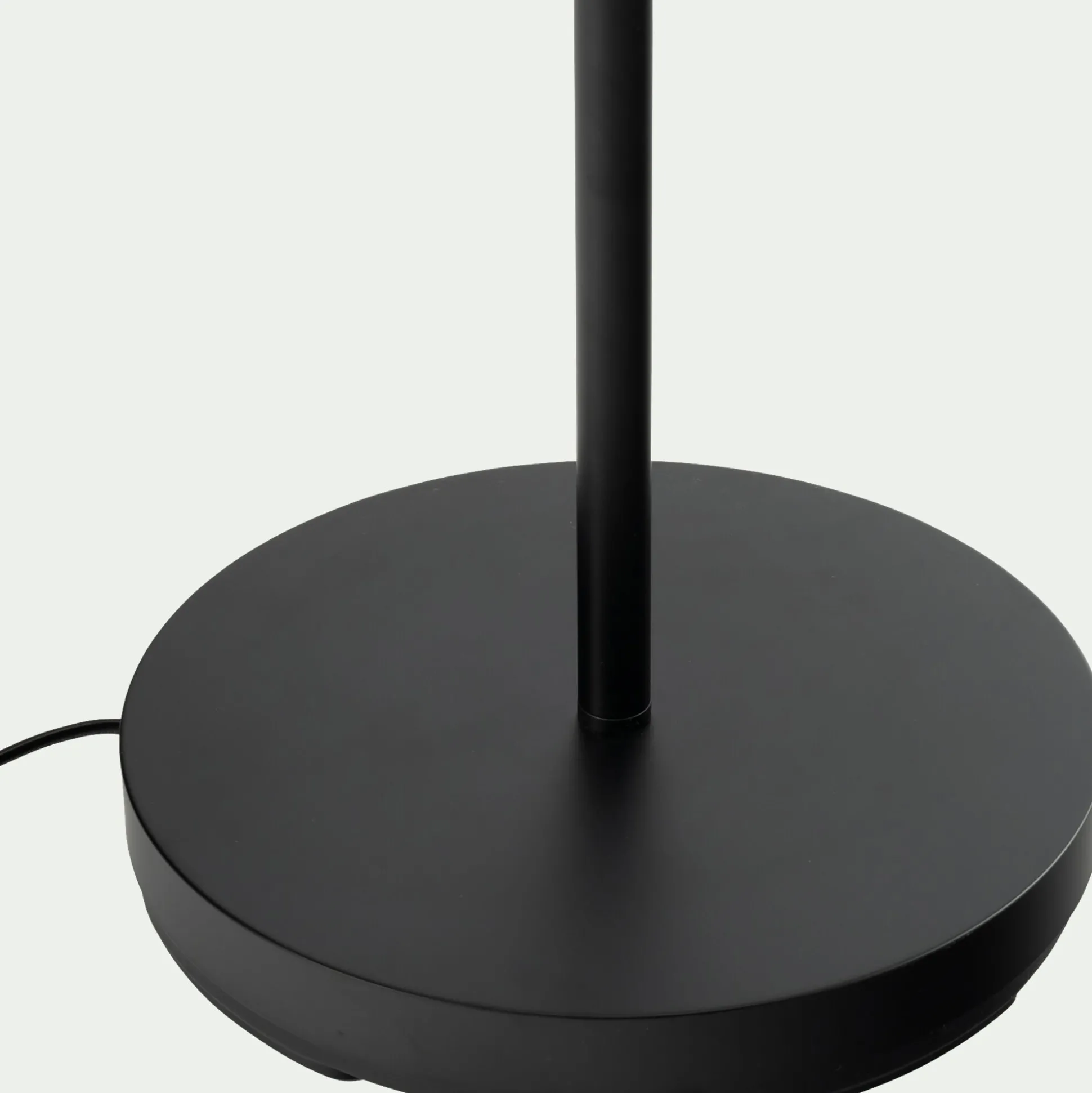 Lampadaire électrifié droit en acier H180cm - noir