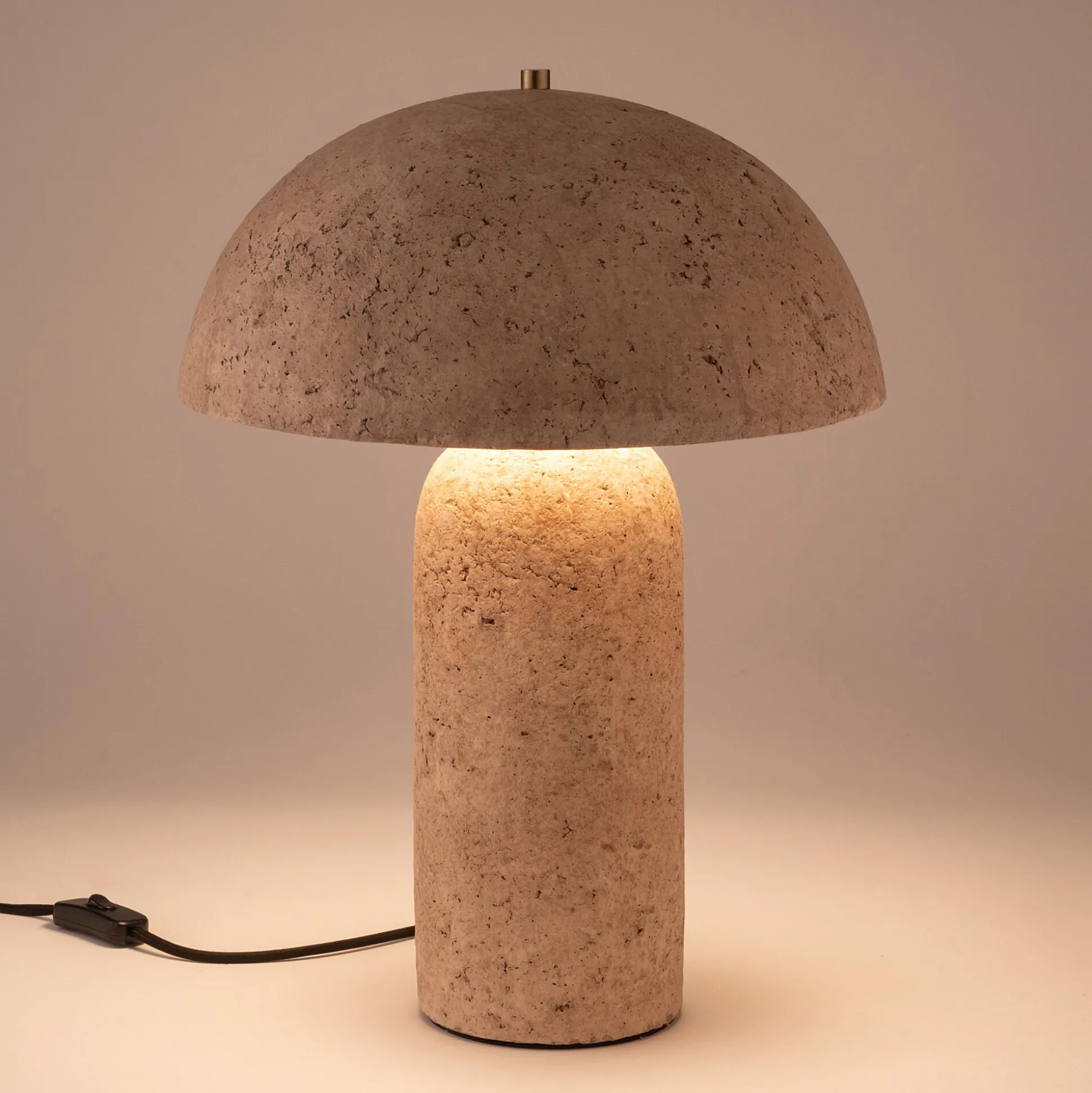 Lampe à poser électrifiée en céramique et papier mâché H31cm - beige