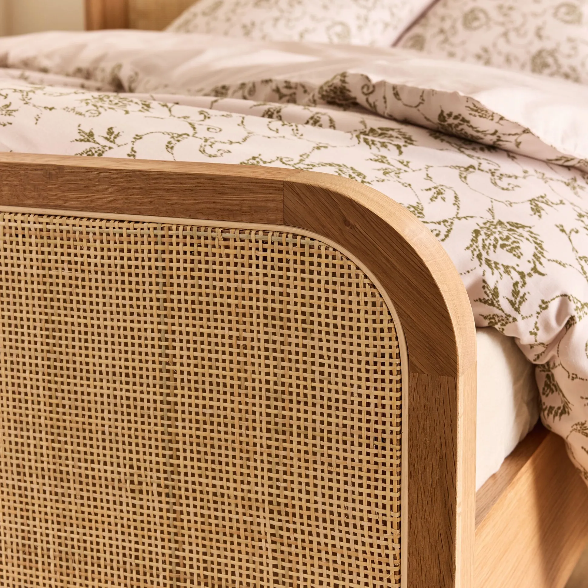 Lit 2 places en rotin 140x200cm - naturel