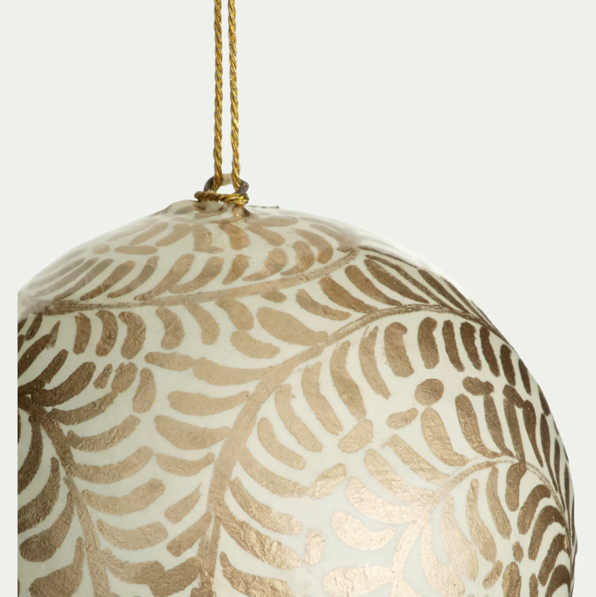 Lot de 6 boules de Noël en papier mâché motif végétal peint main D7cm - doré