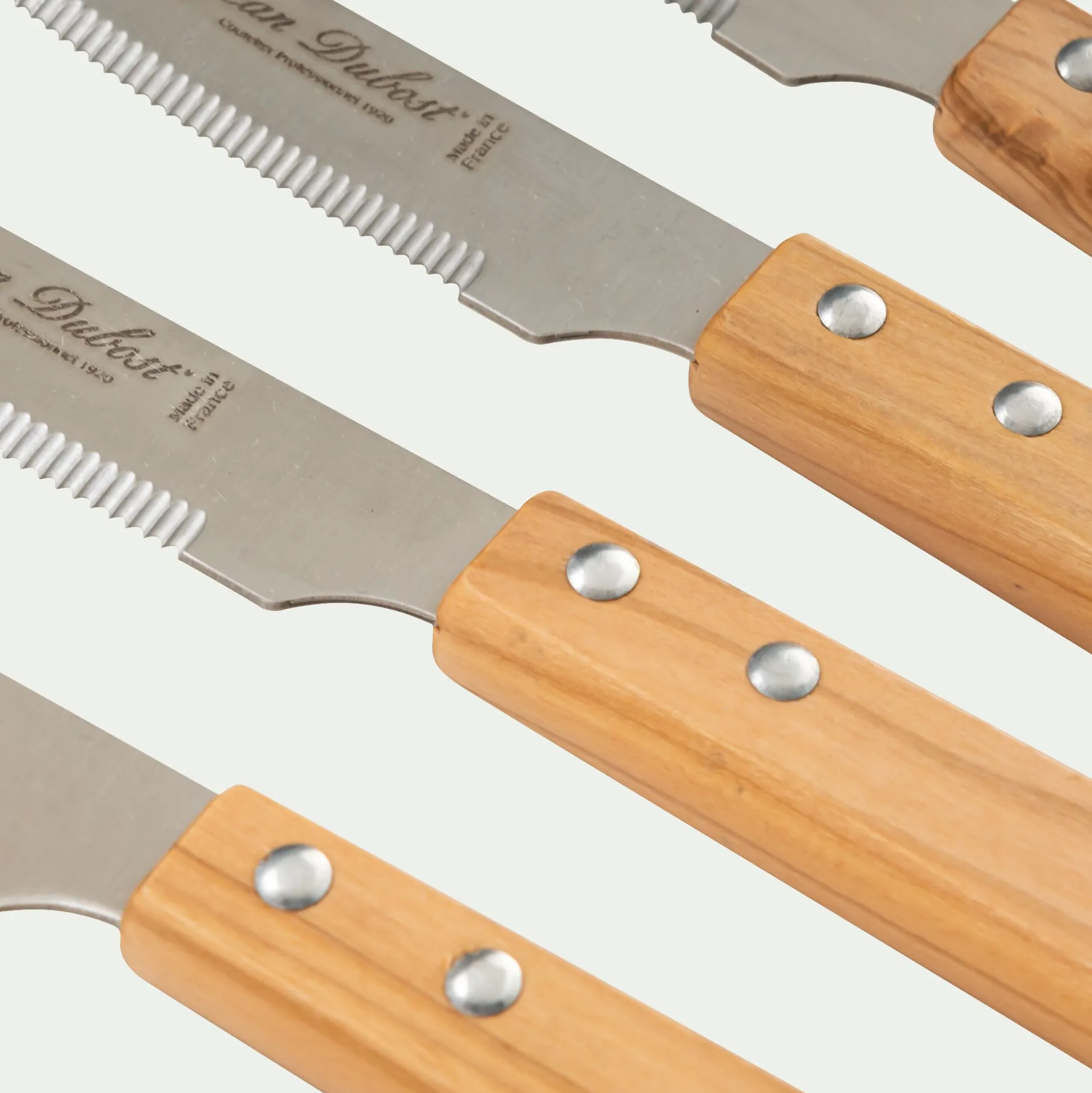 Lot de 6 couteaux à steak en inox et manche en bois d'olivier