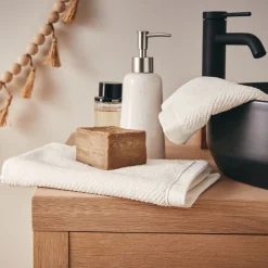 Lot de 2 serviettes invités en bouclettes de coton bio - blanc ventoux 30x50cm