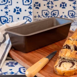 Moule à cake embouti en acier L26cm - marron