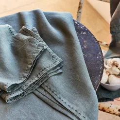 Nappe en lin lavé 150x250cm - vert cèdre