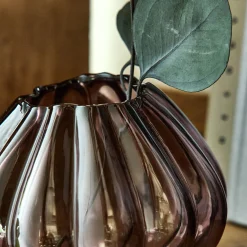 Petit vase en verre h12,3cm - violet