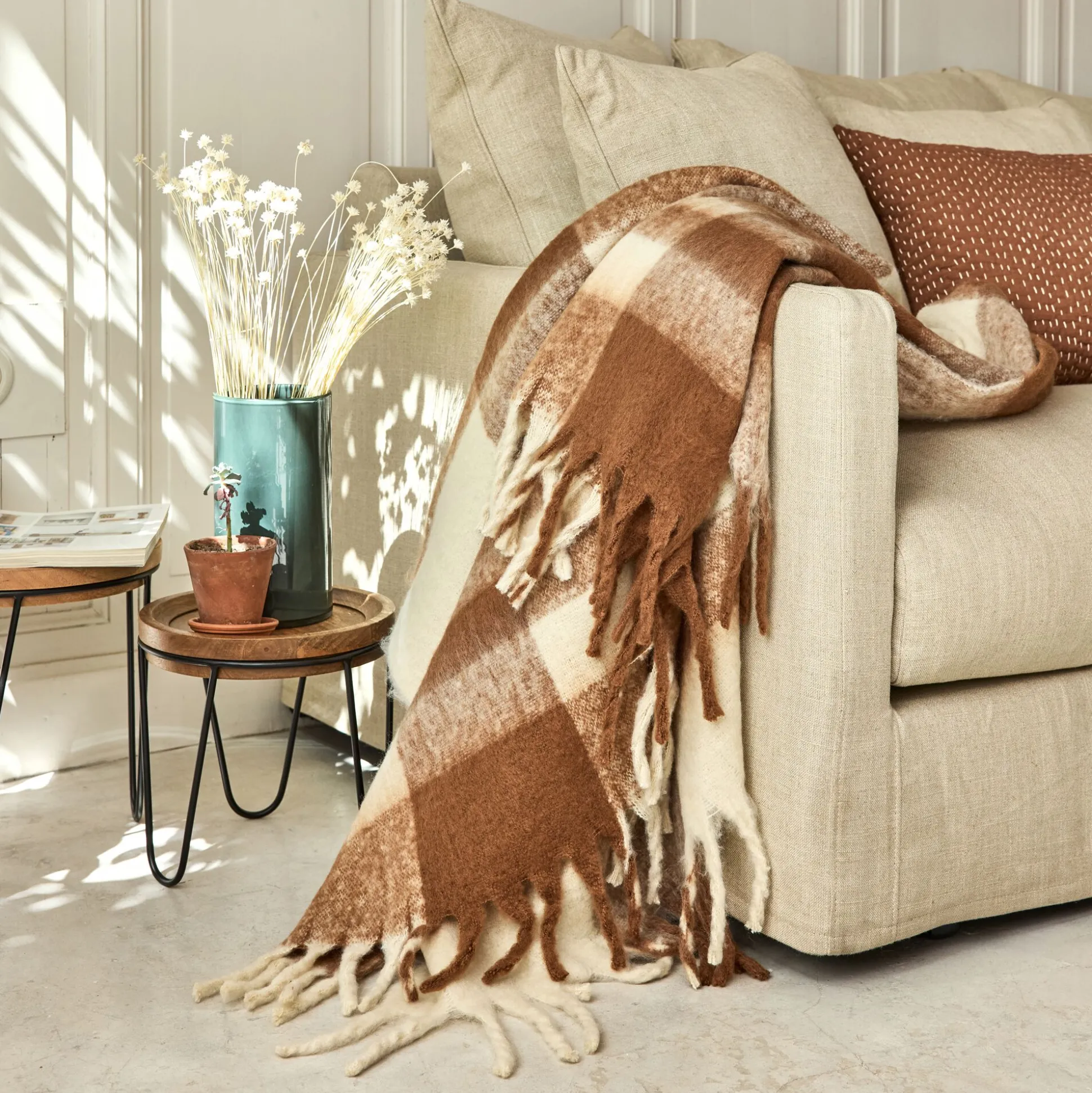 Plaid à carreaux synthétique 130x170cm - marron et blanc