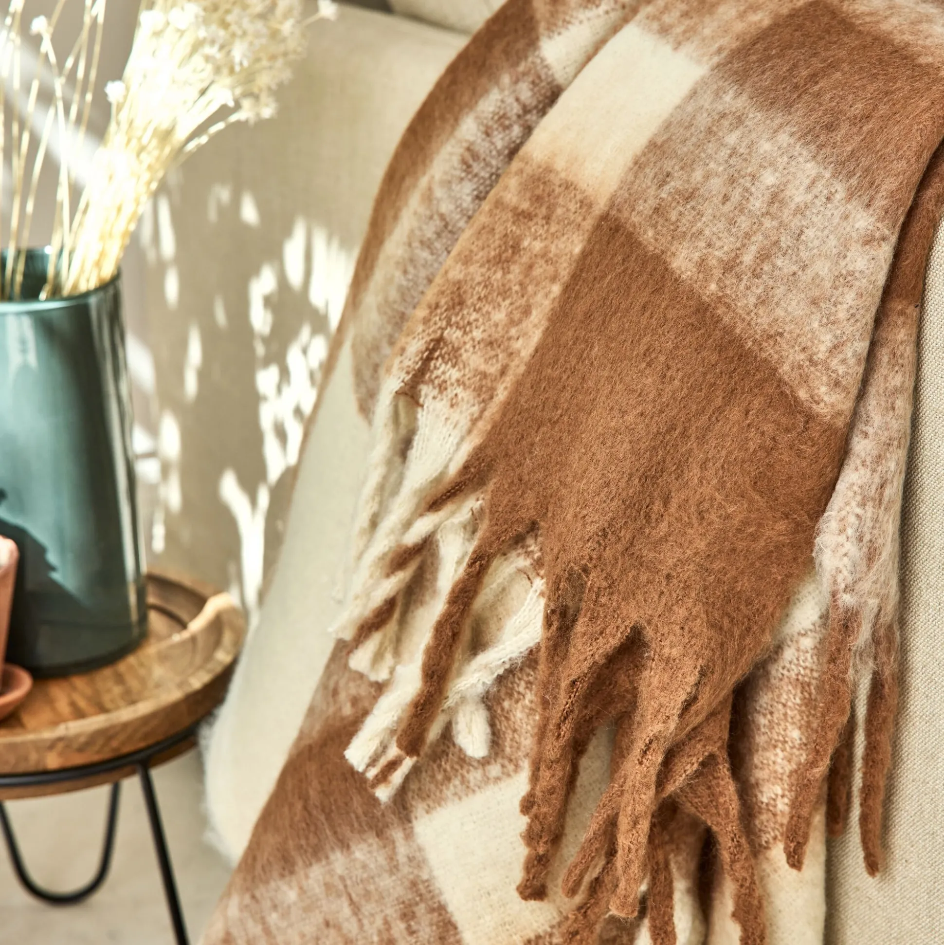 Plaid à carreaux synthétique 130x170cm - marron et blanc