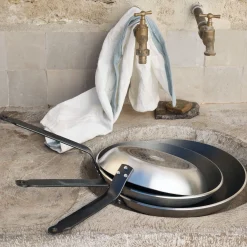 Poêle anti-adhésive De Buyer en aluminium - argenté D32cm (tous feux dont induction)