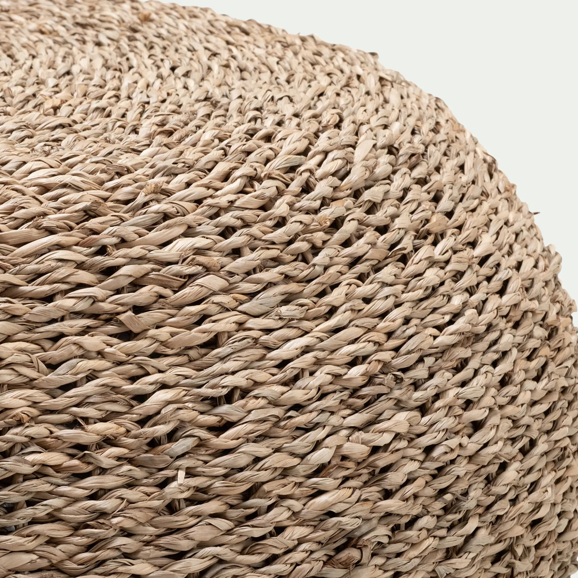 Pouf rond tressé en jonc de mer D58xH30cm - naturel