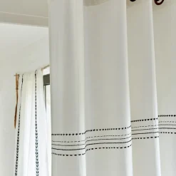 Rideau à œillets en coton brodé 140x250cm - blanc