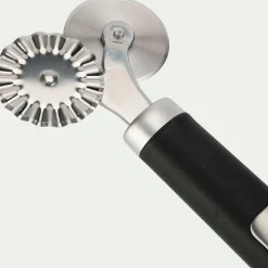 Roulette à pâtisserie 2 en 1 en acier