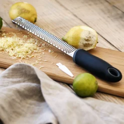 Râpe en inox - argenté