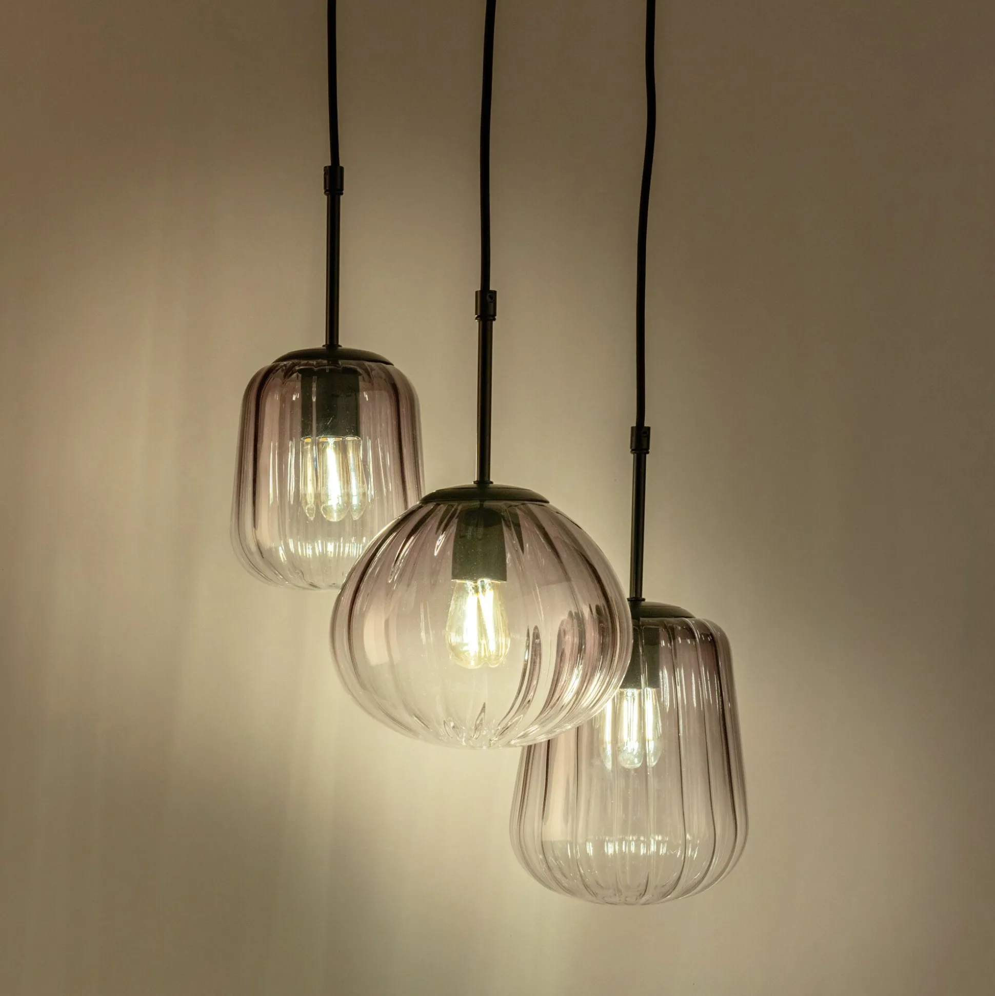 Suspension électrifiée avec 3 lampes en verre - gris