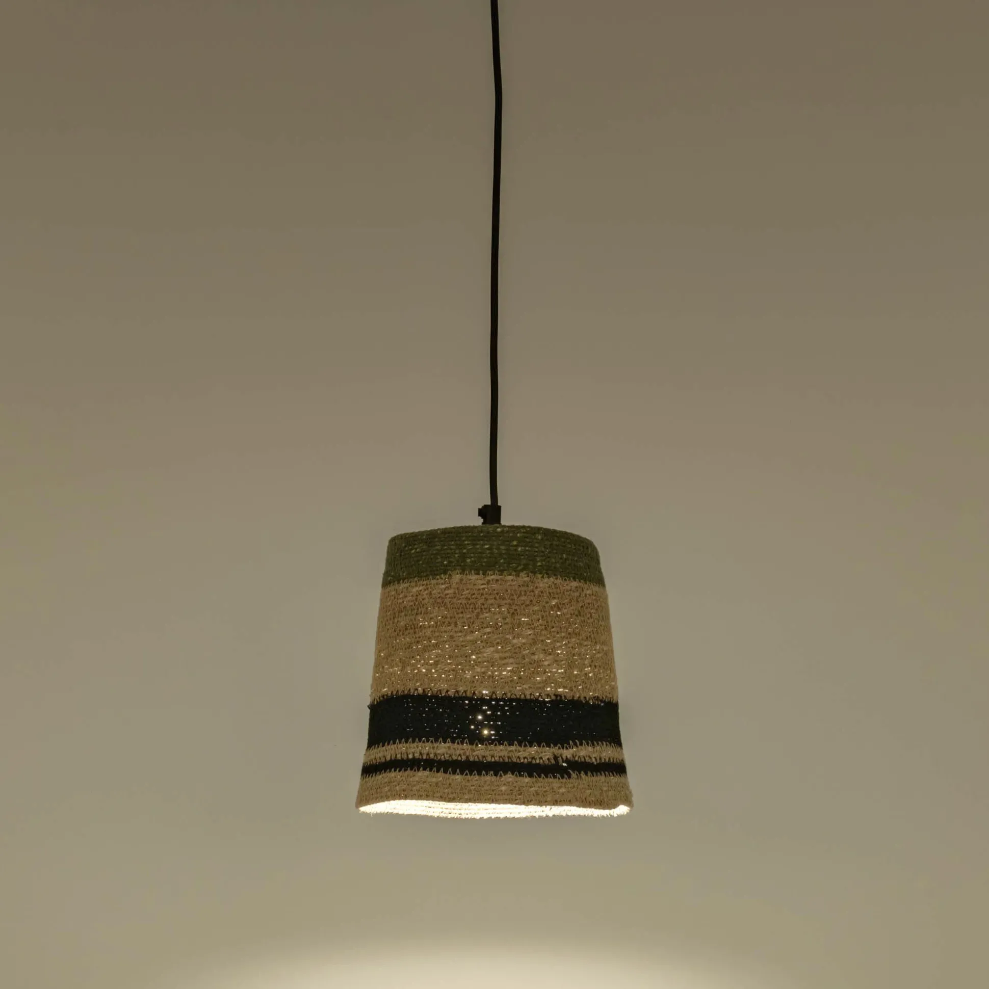 Suspension électrifiée en jonc de mer D14cm - naturel