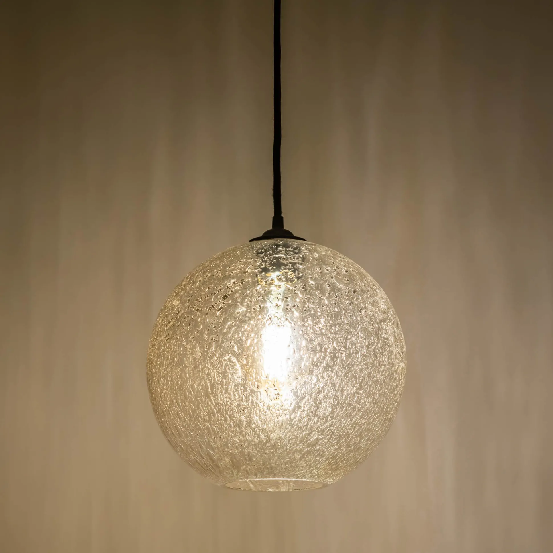 Suspension électrifiée en verre texturé D25cm - transparent