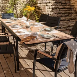 Table de jardin extensible en aluminium effet teck - noir (8 à 12 places)