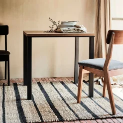 Table de repas carrée effet chêne - bois foncé (4 places)