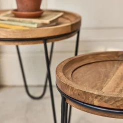 Tables gigognes en bois de manguier - bois foncé