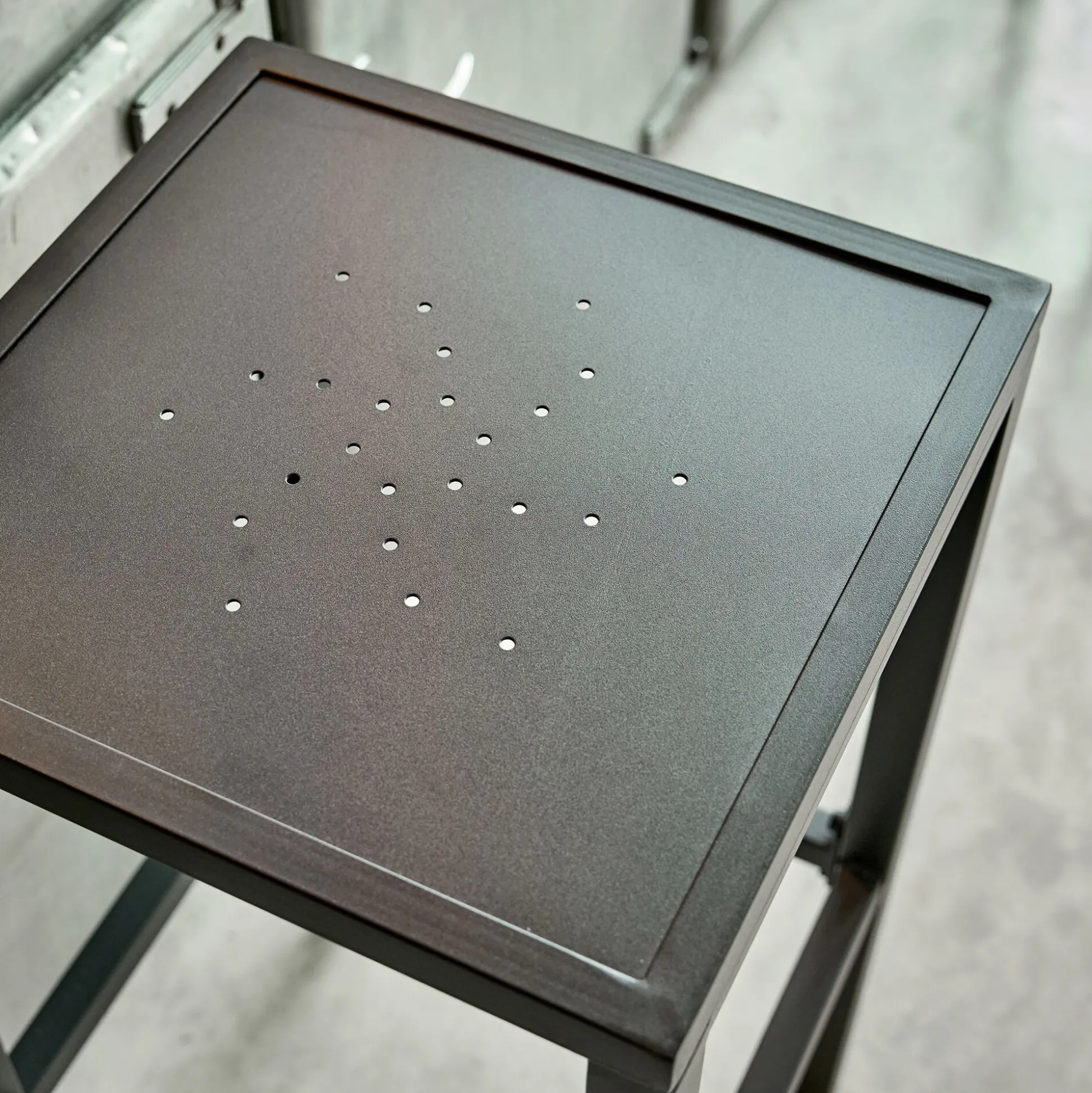 Tabouret de bar en acier - noir H74cm