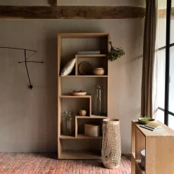 Étagère en chêne forme destructurée - bois clair