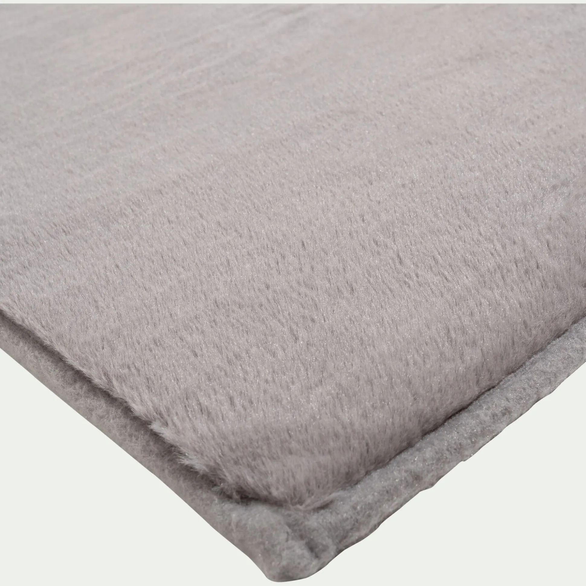 Tapis imitation fourrure - gris restanque 150x200cm