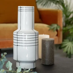 Vase contemporain en céramique à rayures H35cm - blanc