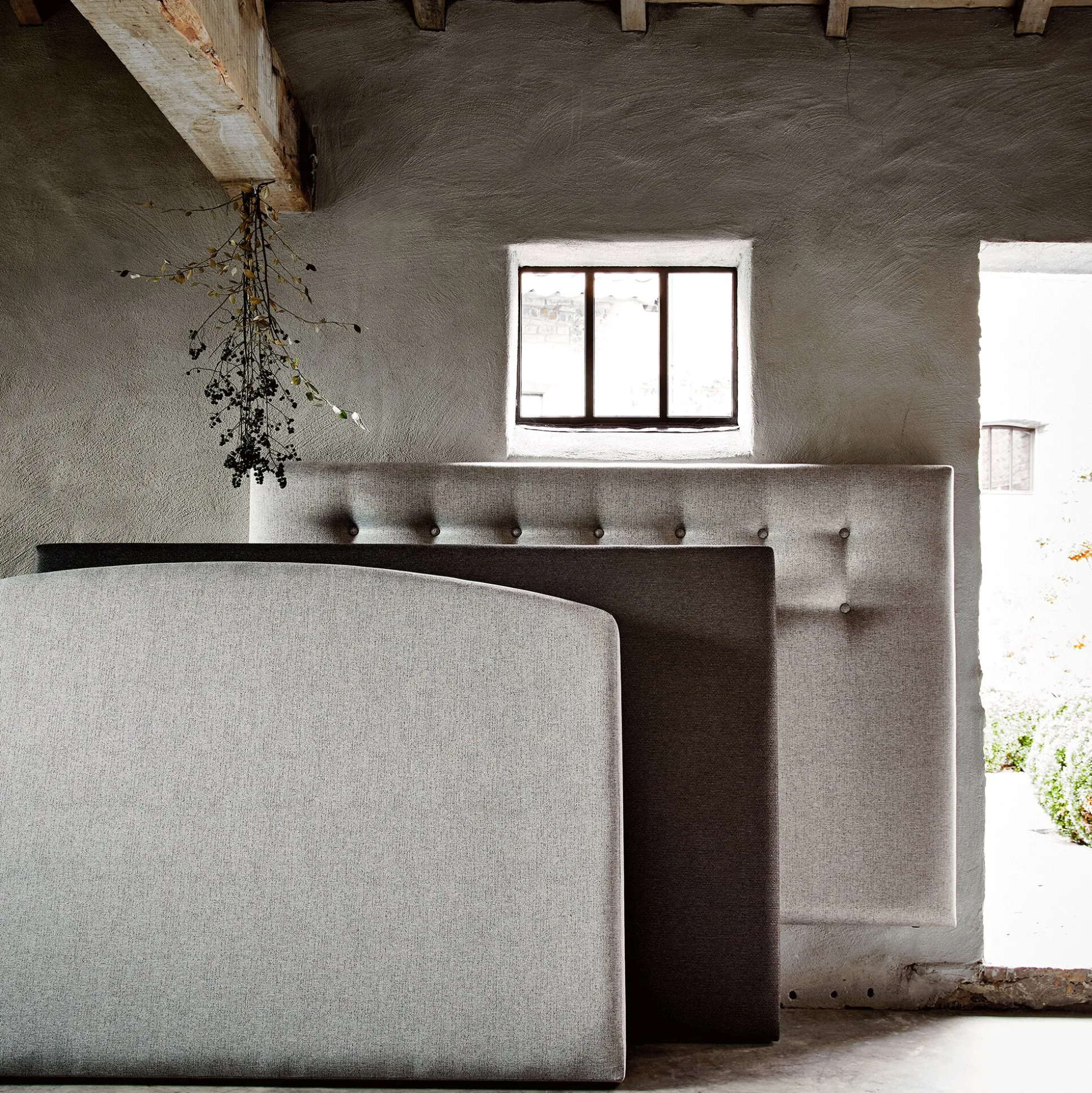 Tête de lit galbée en tissu - gris clair L170cm